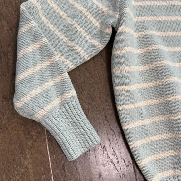 Brandy Melville Striped Crewneck Sweater - Picture 4 of 9